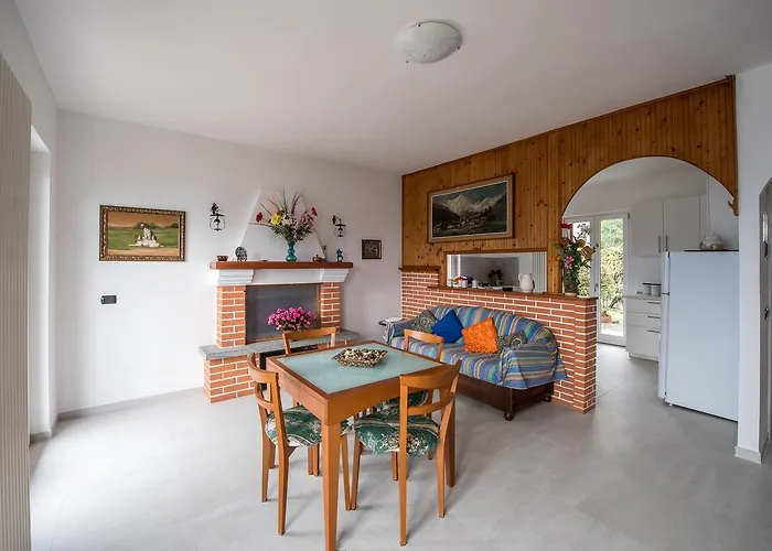 Апартаменты Bianca Варенна